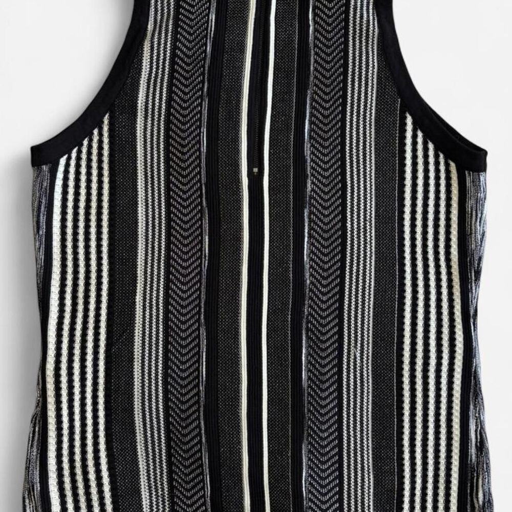 WHITEHOUSEBLACKMARKET Women L Sleeveless Top Zebra Pattern - Picture 5 of 8